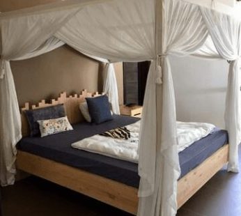 Grevillea Bed 210 cm x 200 cm x 200 cm by Inwood