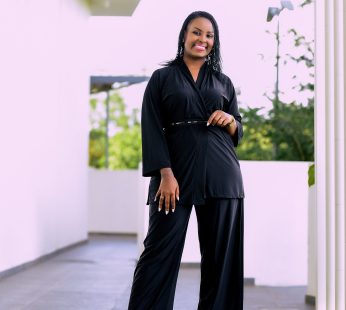 F and Y’s Made in Rwanda Women’s complete